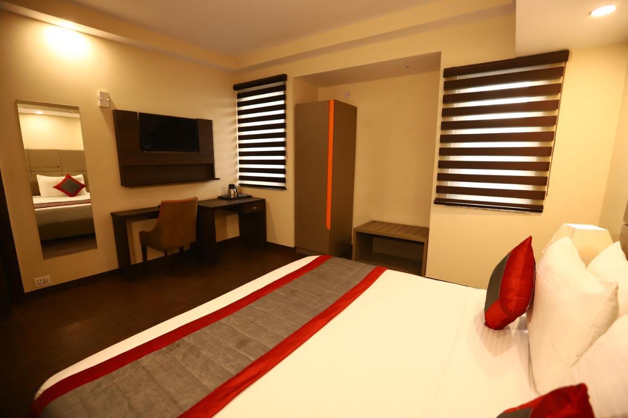 Hotel Azulo Inn Bhikaji Cama Place Delhi - Couple Friendly Local Ids Accepted New Delhi Exteriör bild