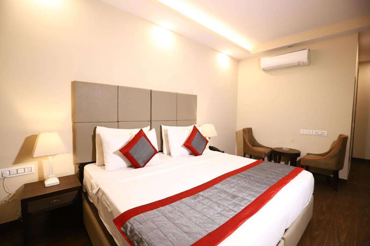 Hotel Azulo Inn Bhikaji Cama Place Delhi - Couple Friendly Local Ids Accepted New Delhi Exteriör bild